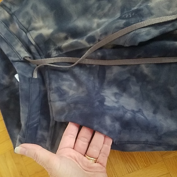 Lululemon Align Ready To Rulu Tiedye Cropped Jogger Pants - Picture 4 of 5